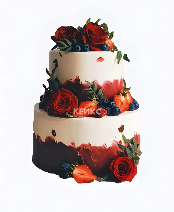 Шикарный торт с розами и ягодами Шикарный торт с розами и ягодами Фото