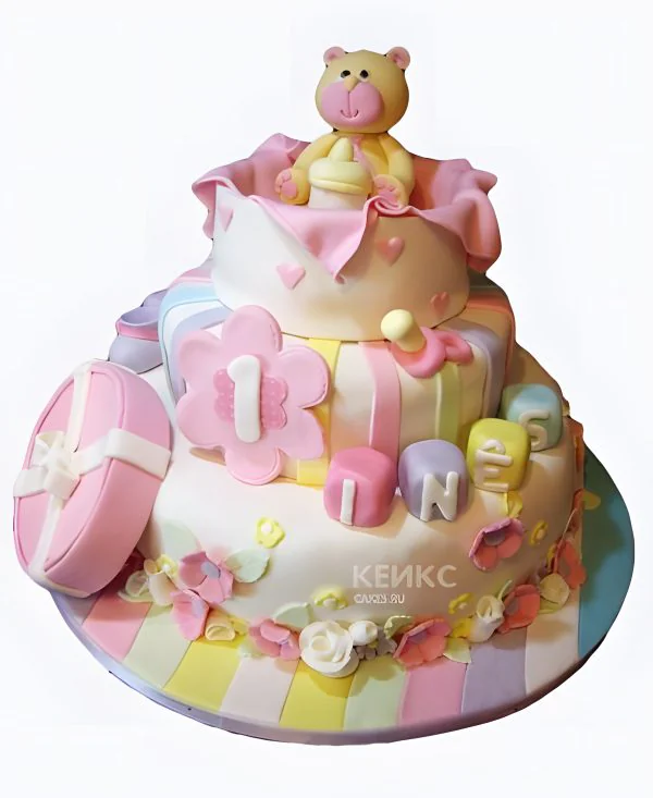 Розовый торт с мишкой на 1 годик девочке Розовый торт с мишкой на 1 годик девочке Фото