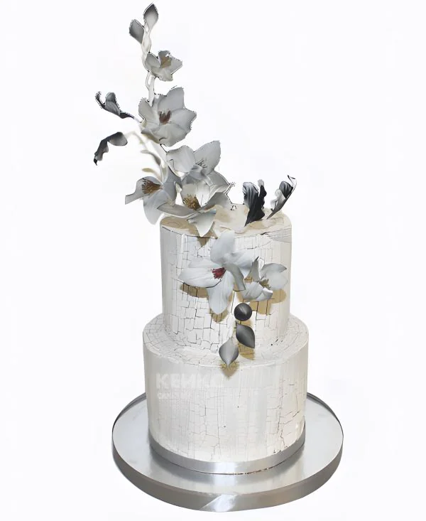 Свадебный торт в серебряном стиле с орхидеей Фото