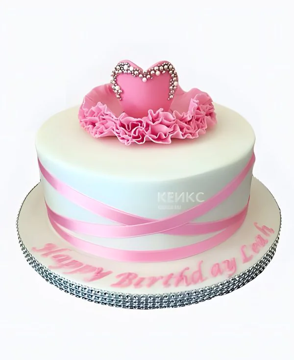 Нежный торт с розовыми лентами Нежный торт с розовыми лентами Фото