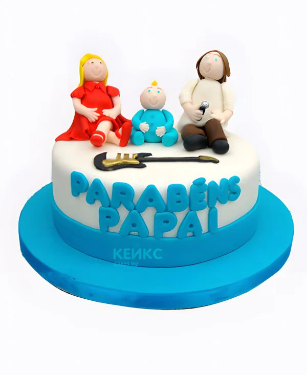 Торт белый с голубой надписью и гитарой Фото