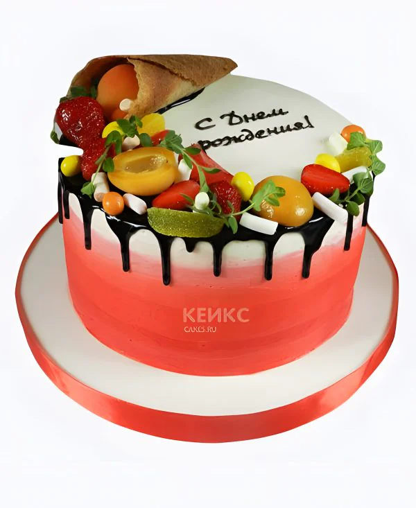 Нежный торт омбре с фруктами и шоколадной глазурью Фото