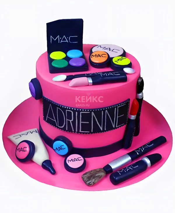 Яркий розовый торт с косметикой MAC Яркий розовый торт с косметикой MAC Фото