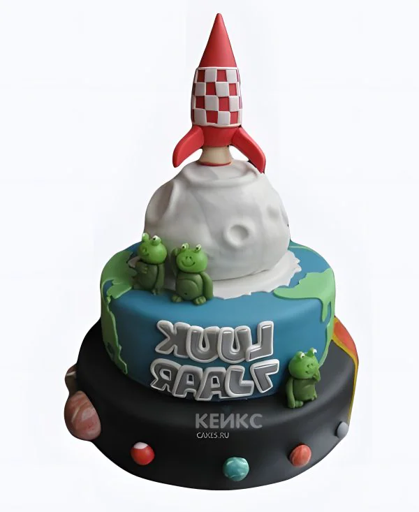 Шикарный торт с луной и пришельцем Фото
