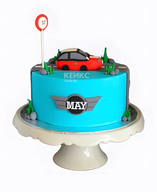 Милый торт с машиной Фото