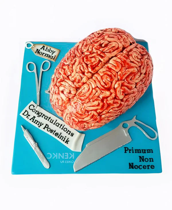 Страшный торт с мозгом Страшный торт с мозгом Фото