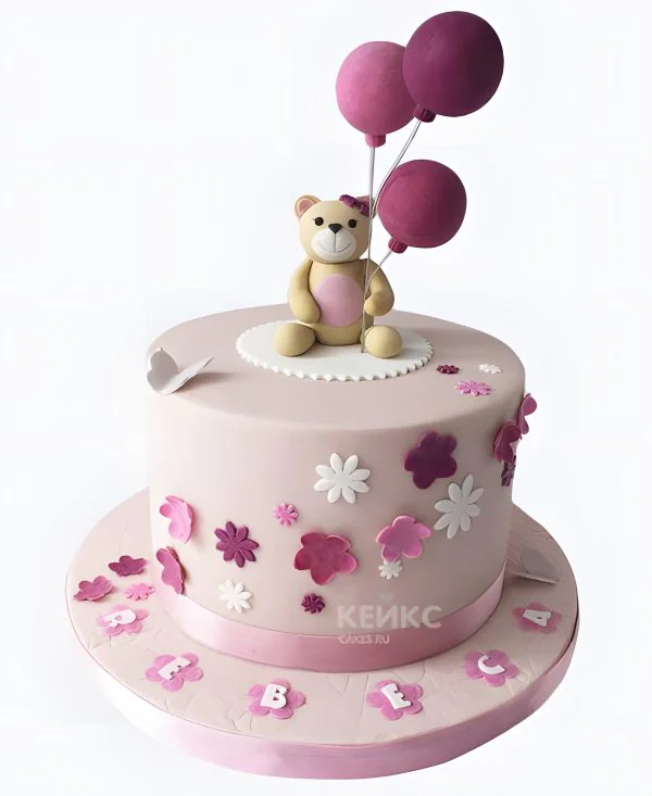 Розовый торт с медведем с фиолетовыми шарами Розовый торт с медведем с фиолетовыми шарами Фото