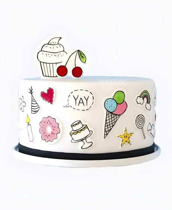 Торт с пирожными и вишенкой Торт с пирожными и вишенкой Фото