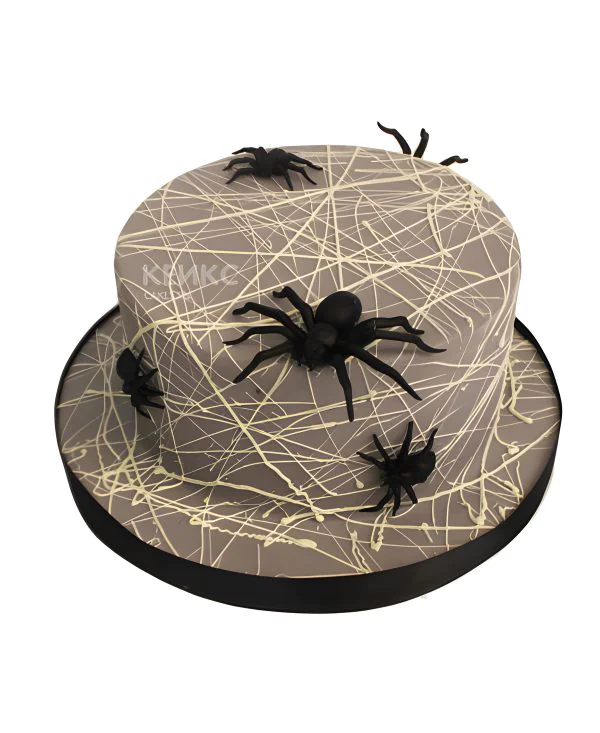 Торт на Хэллоуин с пауками Торт на Хэллоуин с пауками Фото