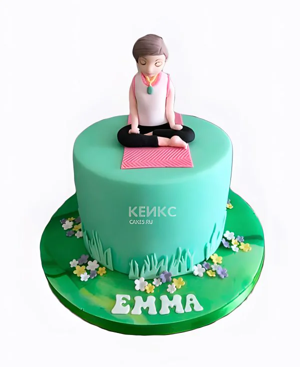 Яркий торт в виде зеленой лужайки Фото