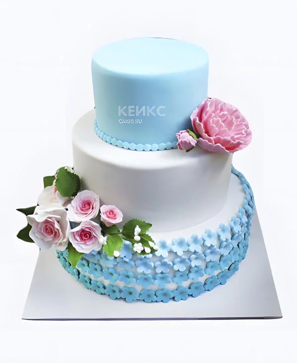 Воздушный торт розово голубой с цветком Фото