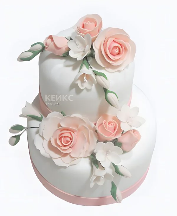 Двухъярусный белый торт с персиковыми розами Двухъярусный белый торт с персиковыми розами Фото