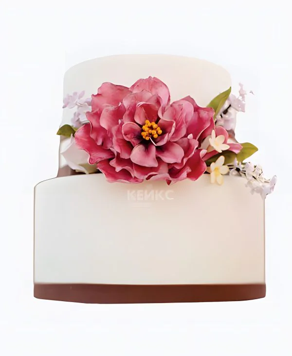 Двухъярусный торт белый с большим цветком Двухъярусный торт белый с большим цветком Фото