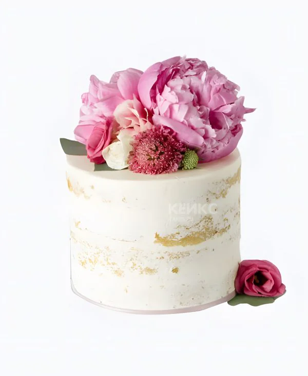 Стильный торт с большими цветами Стильный торт с большими цветами Фото