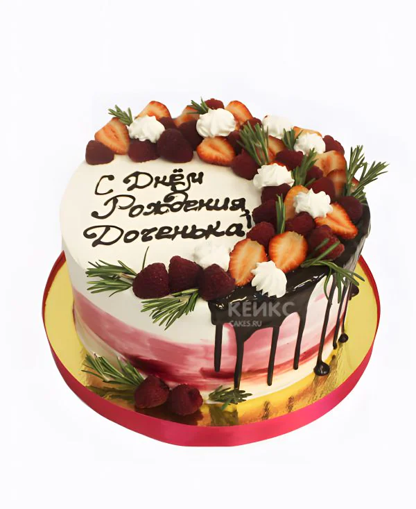 Торт с ягодами и веточками розмарина Фото