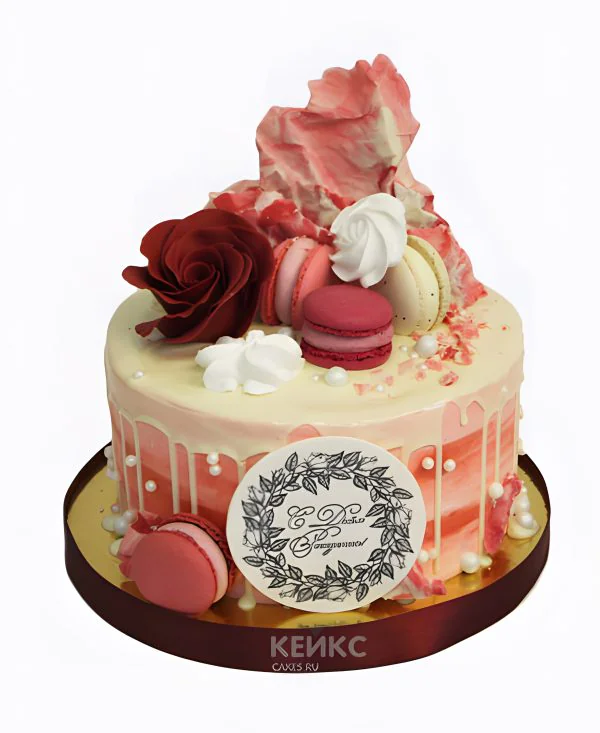 Торт С Днем рождения с розой и макарон Фото