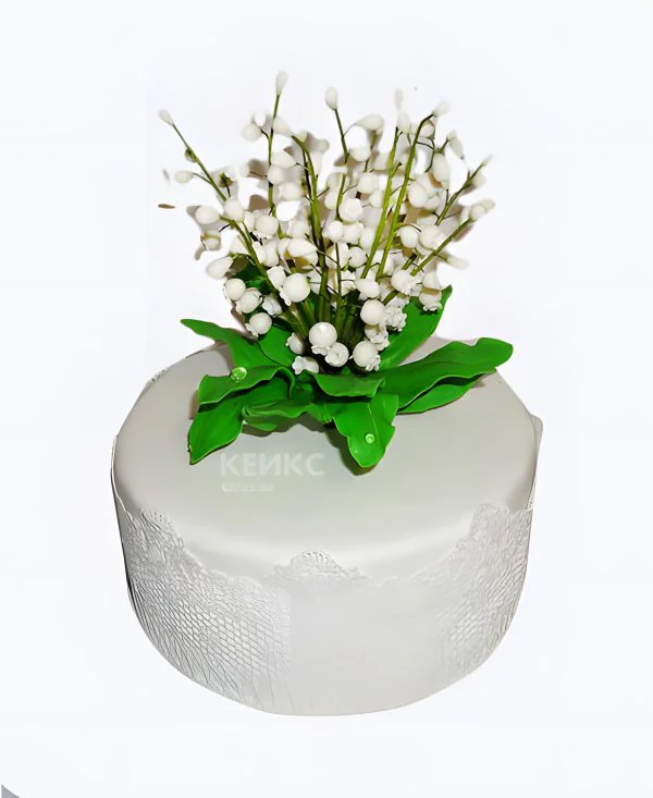 Воздушный торт с ландышами Фото