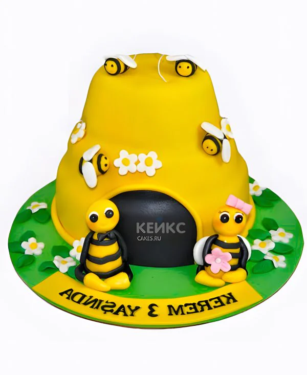 Милый торт с пчелами Фото