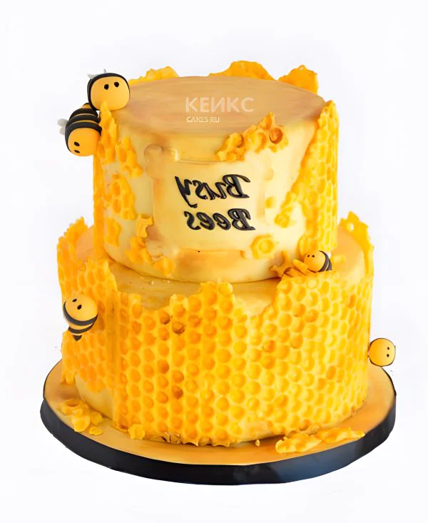 Вкуснейший торт с сотами и пчелами Фото