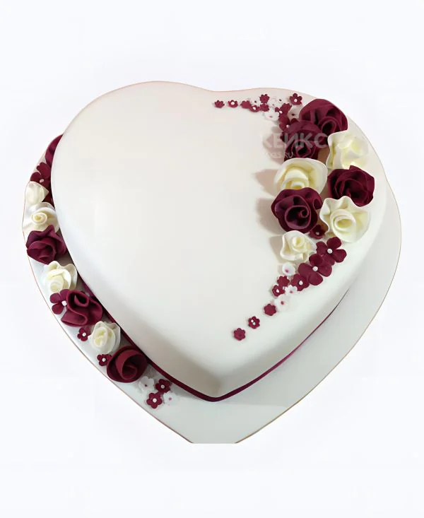 Торт сердце с розами Торт сердце с розами Фото