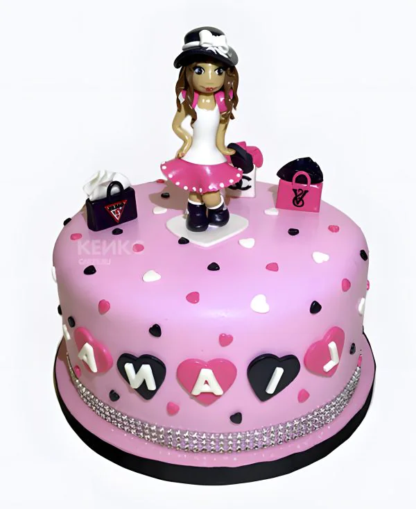 Розовый торт с красоткой Фото