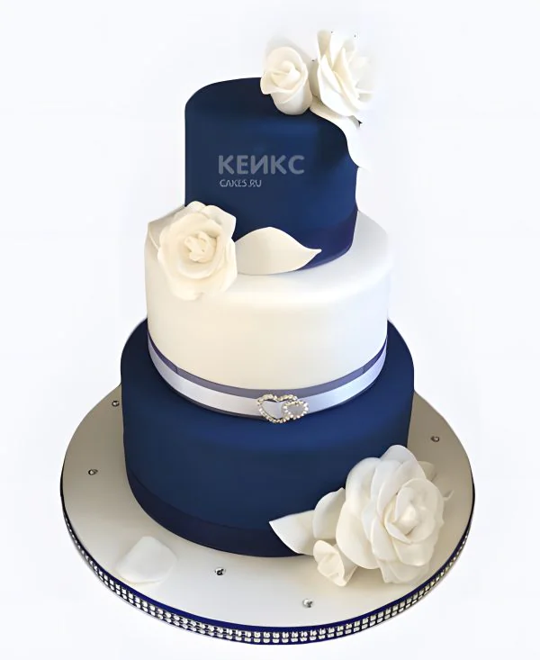Торт сине белый с розами Фото