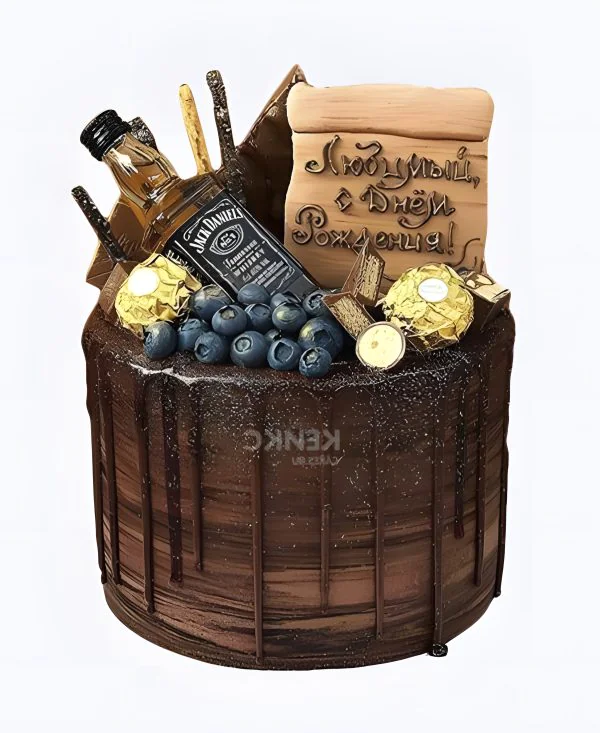 Торт для мужчины с бутылочкой виски и сладостями Торт для мужчины с бутылочкой виски и сладостями Фото