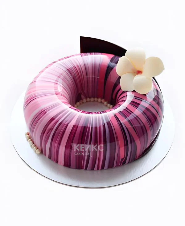 Муссовый торт с зеркальной глазурью Муссовый торт с зеркальной глазурью Фото