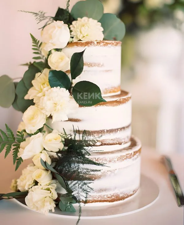Свадебный трёхъярусный торт без мастики Фото