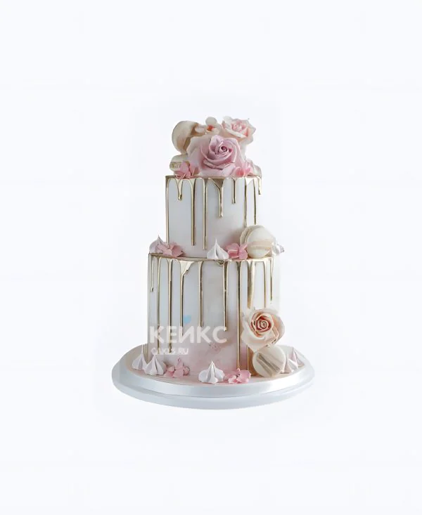 Очаровательный торт девочке на 10 лет с золотыми подтеками Фото