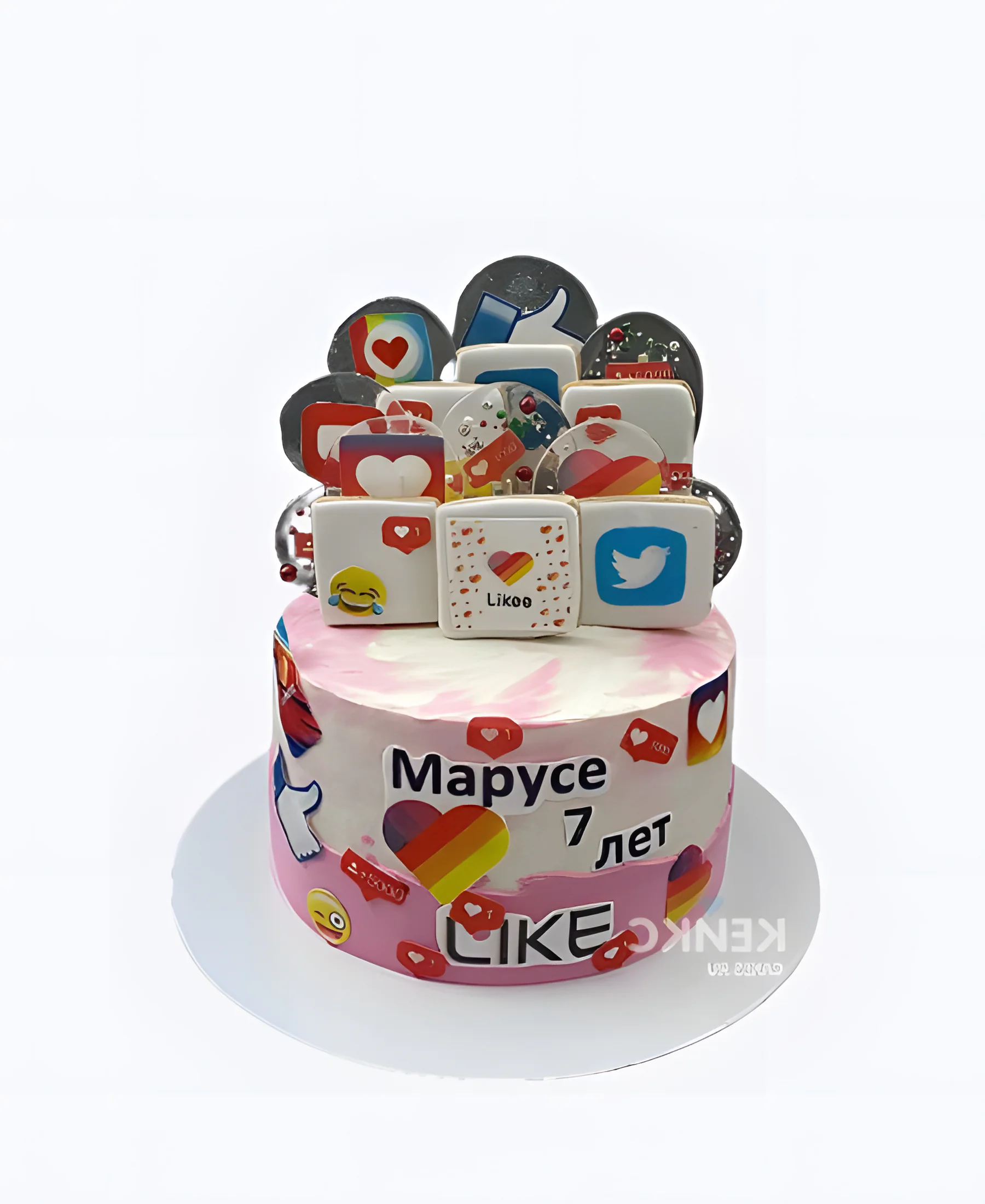 Акварельный торт с лайками и другими социальными сетями Фото