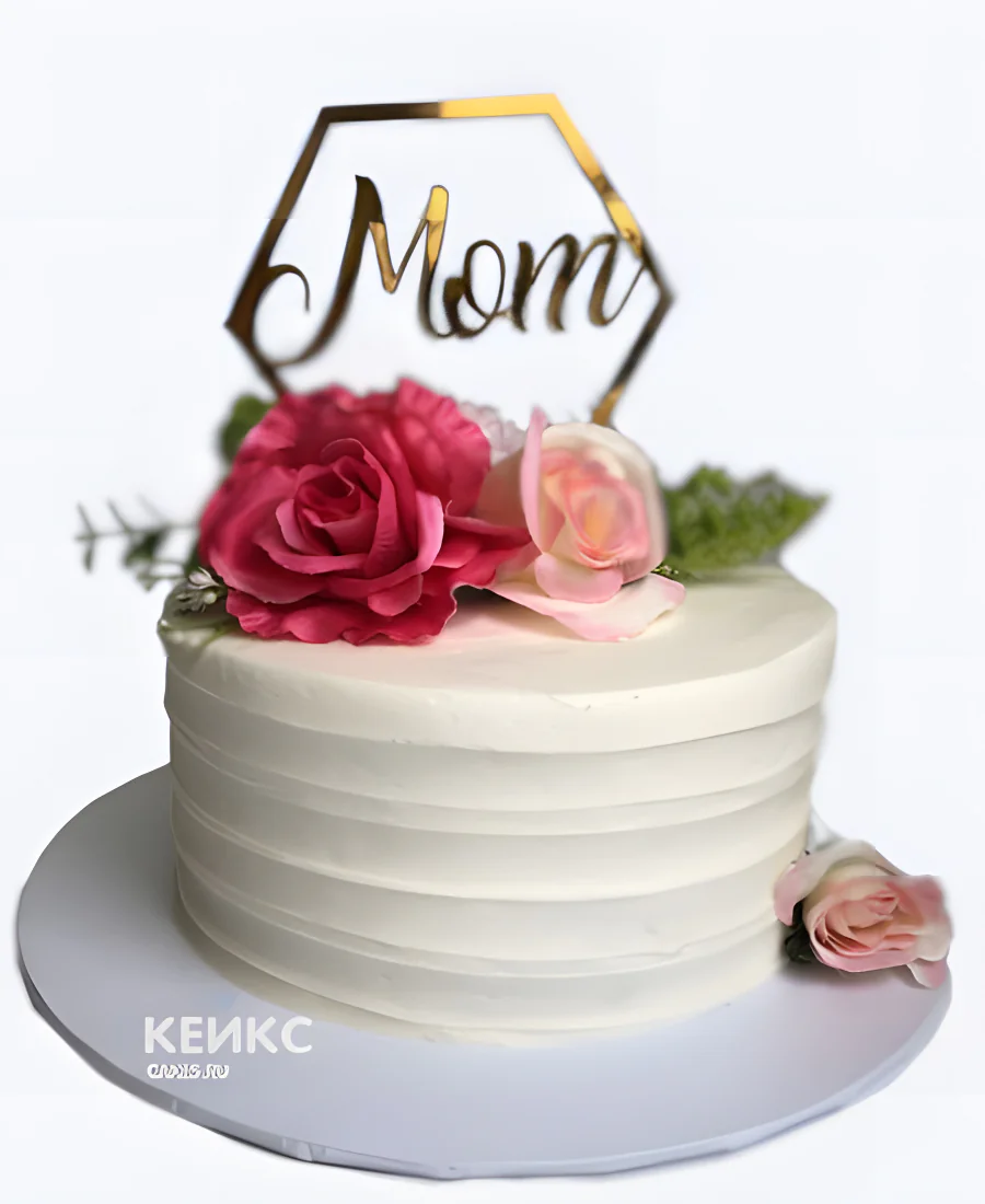 Белый торт на 8 марта с живыми цветами Белый торт на 8 марта с живыми цветами Фото