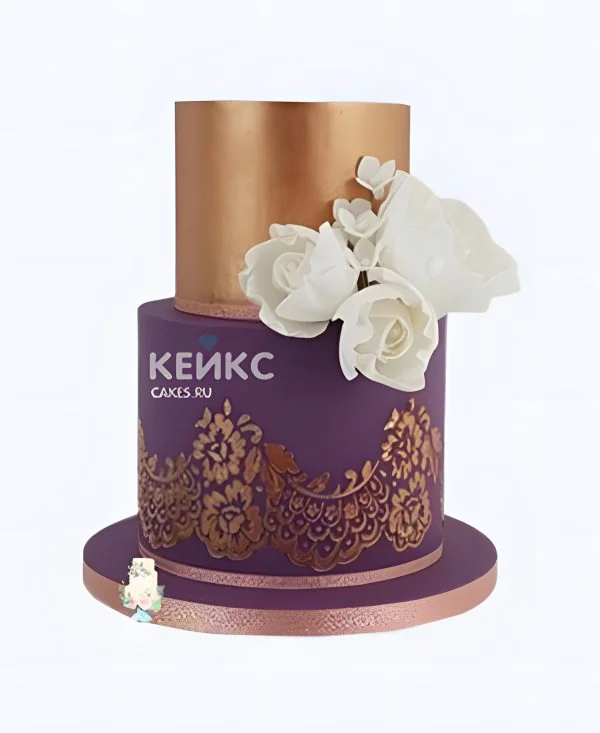 Фиолетово золотой торт с цветами Фото