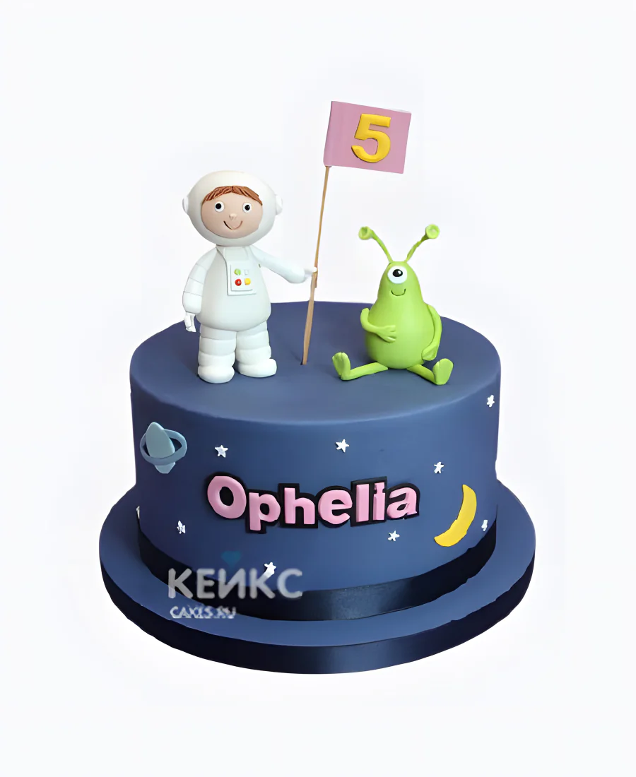 Космический торт на день рождения с пришельцем Космический торт на день рождения с пришельцем Фото