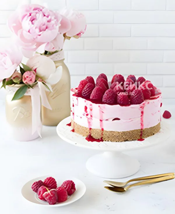 Нежный диабетический торт с малиной Фото