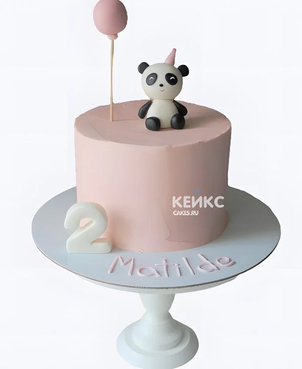 Нежный маленький торт с пандой и цифрой 2 Нежный маленький торт с пандой и цифрой 2 Фото