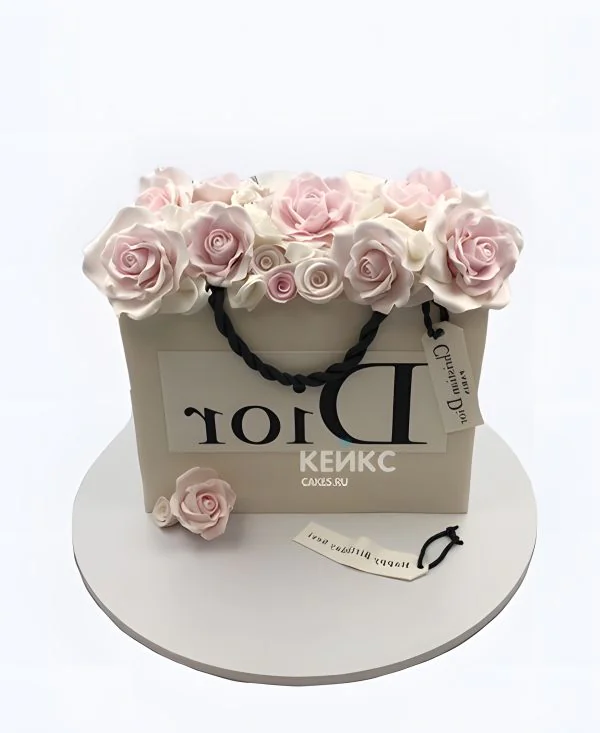 Шикарный торт на 25 лет в виде пакета диор с розами Фото