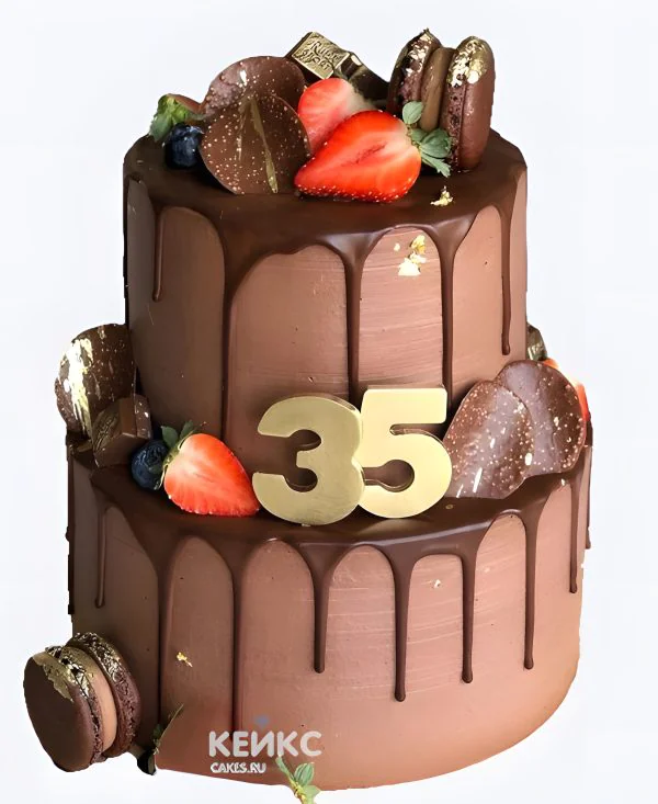 Шоколадный торт на 35 лет с клубникой Шоколадный торт на 35 лет с клубникой Фото