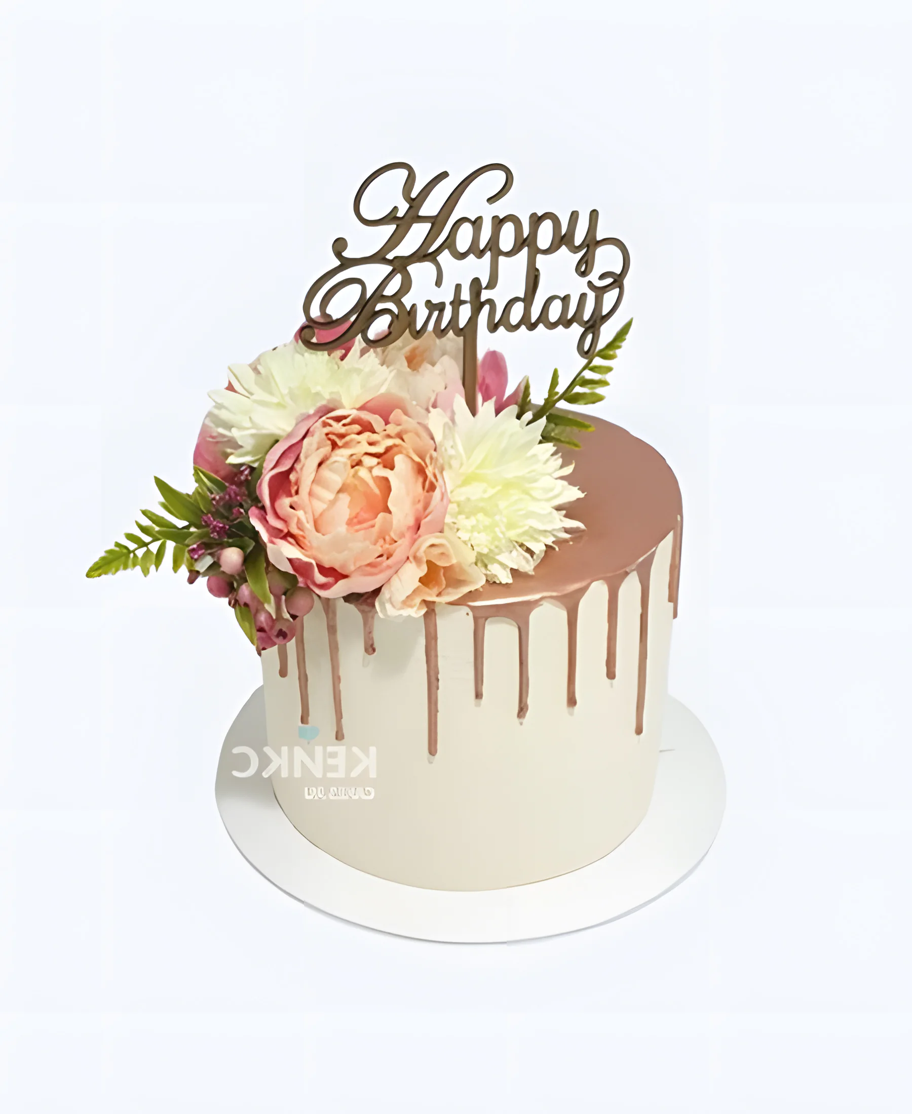 Торт девушке на 20 лет с букетом живых цветов Фото