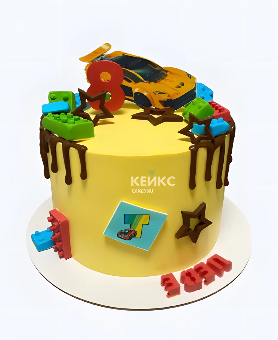 Торт мальчику на 8 лет с машиной и цифрой Торт мальчику на 8 лет с машиной и цифрой Фото