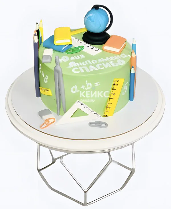Торт на последний звонок с принадлежностями для учебы Торт на последний звонок с принадлежностями для учебы Фото