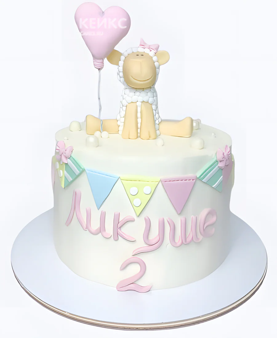 Торт с овечкой в пастельных тонах Торт с овечкой в пастельных тонах Фото