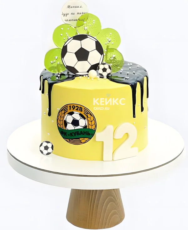 Торт цифра 12 с футбольной тематикой Торт цифра 12 с футбольной тематикой Фото