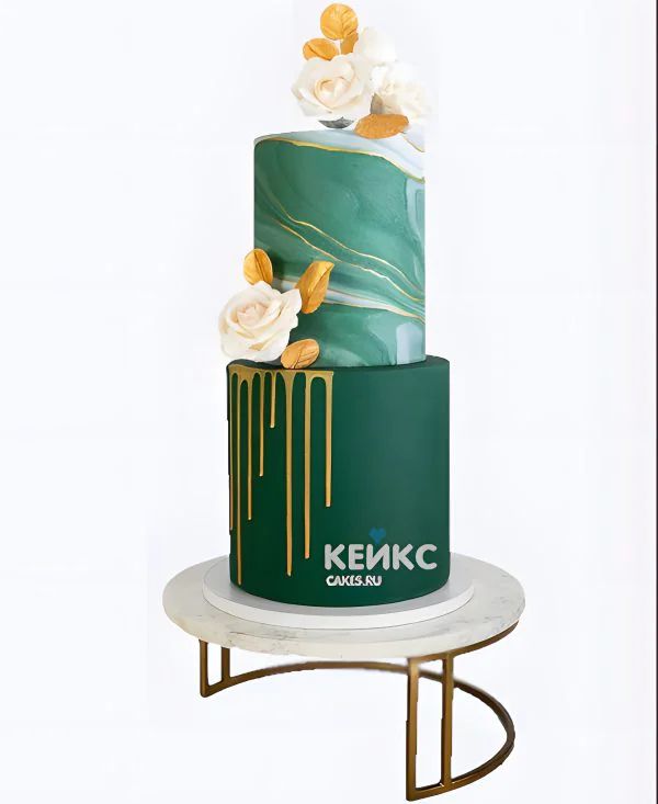 Торт в изумрудно мраморном цвете с золотой отделкой и цветами Торт в изумрудно мраморном цвете с золотой отделкой и цветами Фото