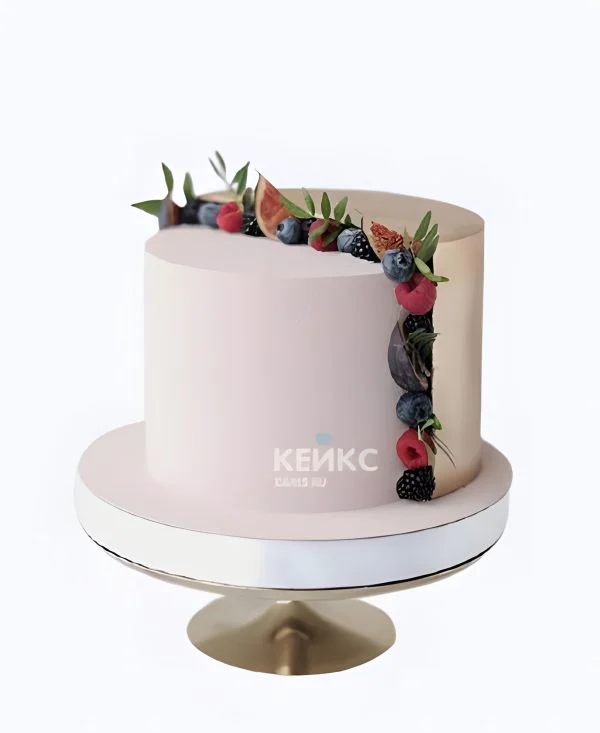 Велюровый торт с ягодным ассорти и инжиром Велюровый торт с ягодным ассорти и инжиром Фото