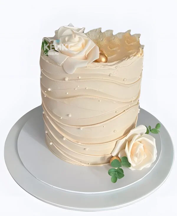 Нежный свадебный торт Розы с жемчугом Фото
