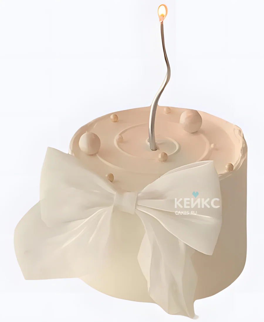 Эстетичный белый торт девочке с бантиком Эстетичный белый торт девочке с бантиком Фото