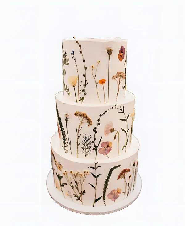 Эстетичный трендовый торт на свадьбу с сухоцветами Эстетичный трендовый торт на свадьбу с сухоцветами Фото