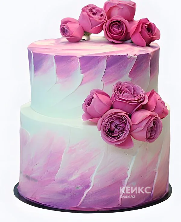 Фиолетовый свадебный торт Розы на мазках Фиолетовый свадебный торт Розы на мазках Фото