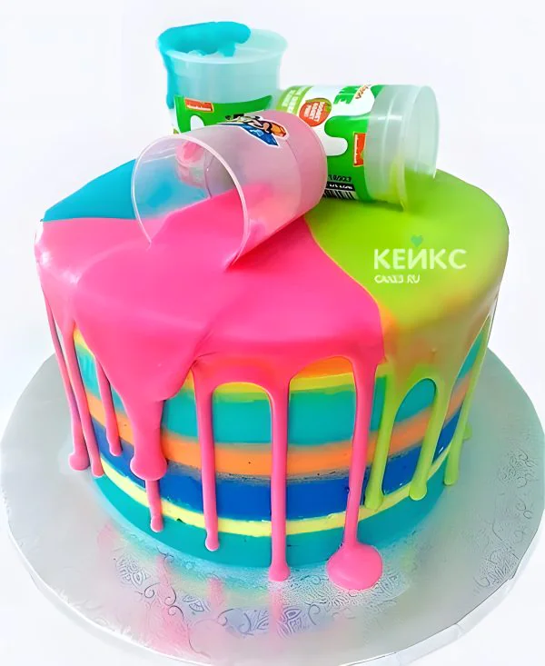 Яркий торт для девочки с слаймом Яркий торт для девочки с слаймом Фото